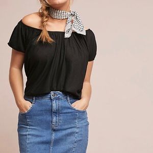 Anthropologie off the shoulder black tee sz S